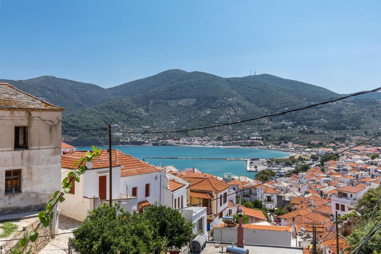 Breezy Rooftop House Skopelos Buitenkant foto